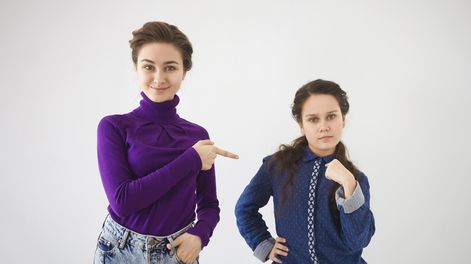 Hay signos que, si aparecen antes de los 8 años (en las niñas) o antes de los 9 años (en los varones) pueden ser considerados síntomas de pubertad precoz.