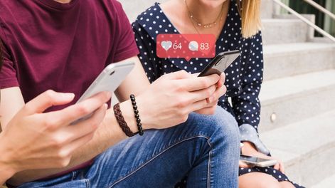 Los Andes | Las reuniones sociales siguen prohibidas. Aunque esto no parece afectar a muchos usuarios de las redes sociales, que postean estos encuentros. Gentileza.