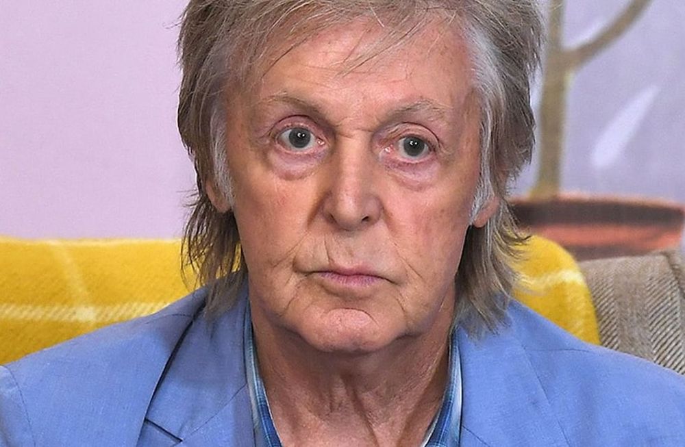 Dueto con Springsteen, los globos de Bon Jovi y 60 mil fans en vivo: cómo festejó Paul McCartney sus 80 años