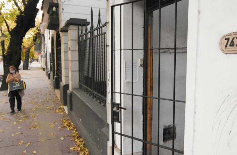 Se entregó el menor acusado de asesinar a un hombre durante el robo en el “bulo” del Centro