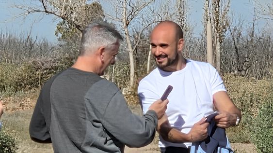 Abel Pintos llegó a Mendoza y estuvo en sus terrenos en Lavalle.