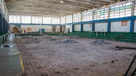 Los Andes | Durante muchos años, el polideportivo fue el centro de la comunidad deportiva de la zona. Foto: Gentileza