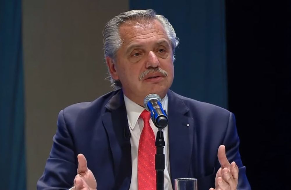 En su discurso, Fernández respaldó el acuerdo logrado con el FMI y fue autocrítico por la inflación.