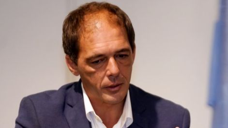 Carlos María Curci González