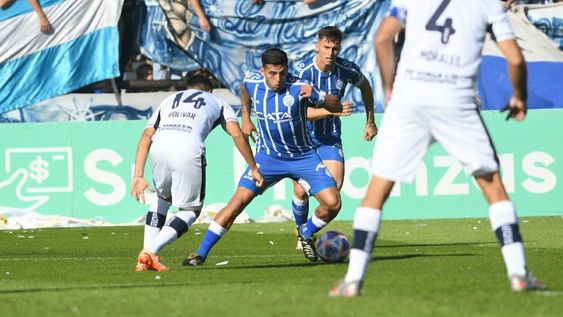 Por la 17° fecha de la Liga Profesional, Godoy Cruz recibe a Gimnasia de La Plata. / Ignacio Blanco (Los Andes).