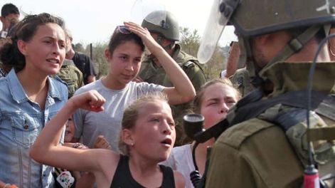 Ahed, la adolescente palestina que Israel no quiere liberar