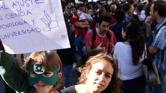 La cultura científica argentina en riesgo