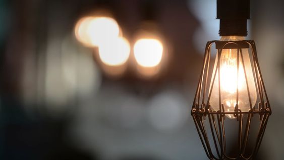 En febrero aumentan la electricidad, el gas envasado y las prepagas