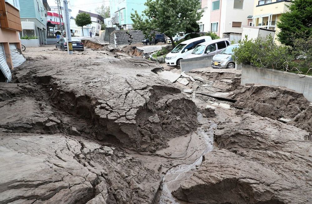 Japón: después del peor tifón en medio siglo un terremoto sacudió al país y hay 9 muertos