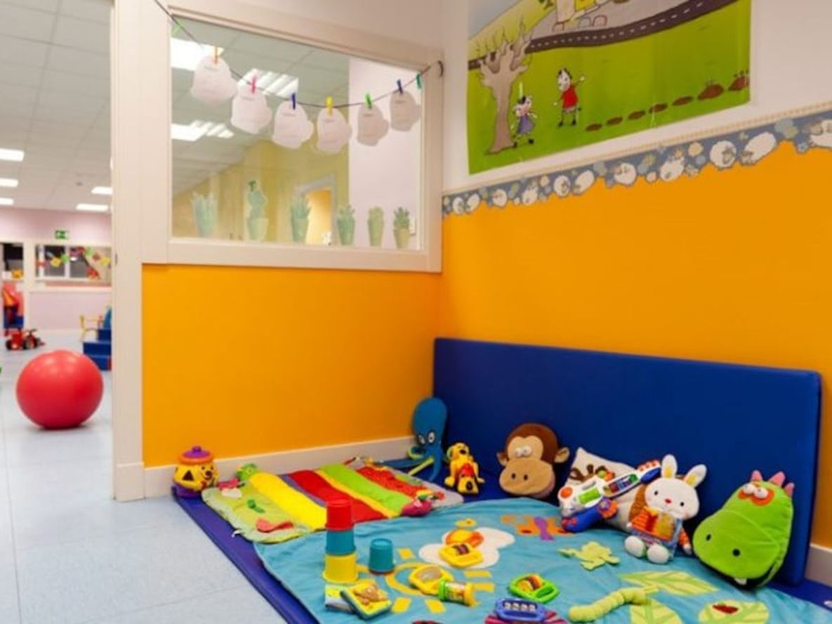 Los establecimientos con más de 100 personas empleadas, deberán ofrecer espacios de cuidado para las niñas y niños desde 45 días a 3 años de edad. (Imagen ilustrativa)