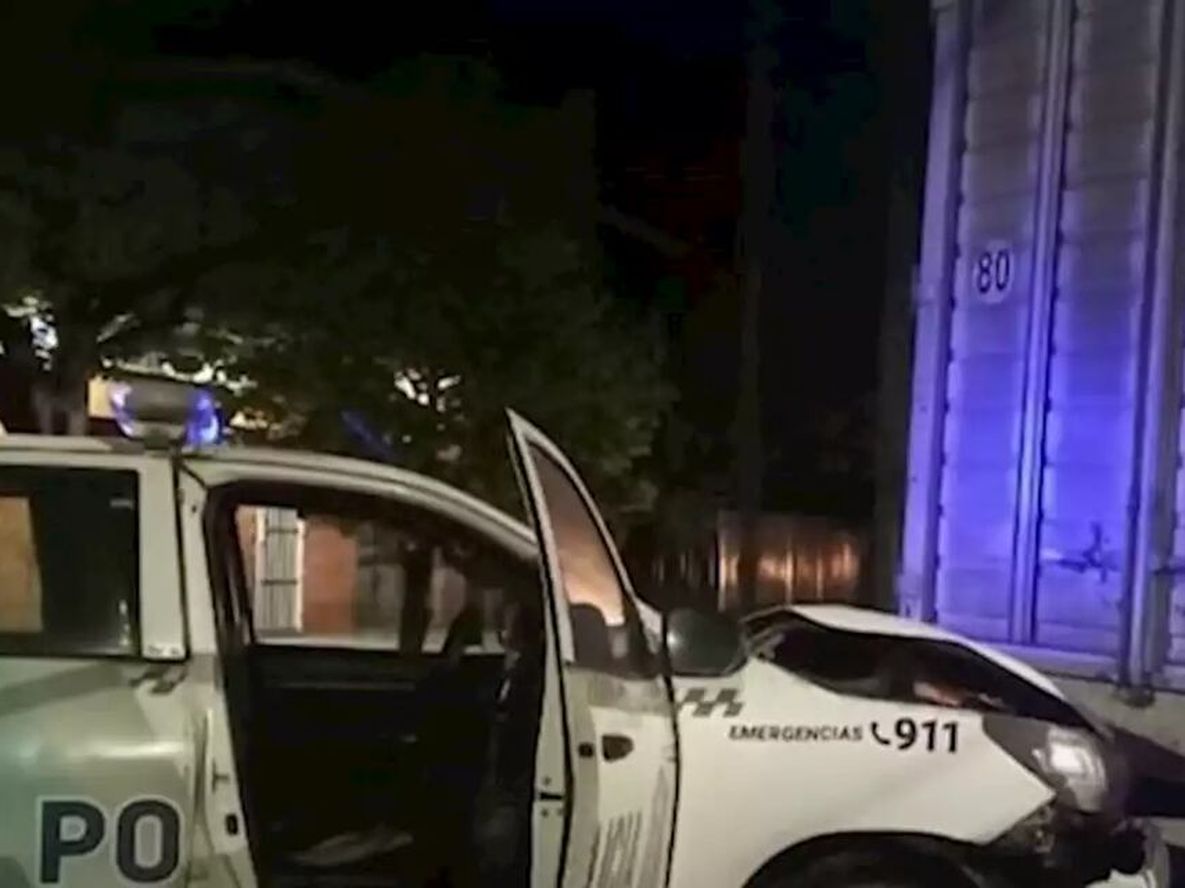 El mismo ladrón que junio robó el micro escolar, ahora fue detenido por robar un camión y nuevamente protagonizó una persecución que terminó con destrozos.