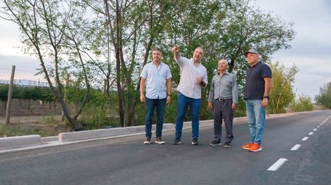 Los Andes | Stevanato inauguró las obras de la calle Nazar en Fray Luis Beltrán
