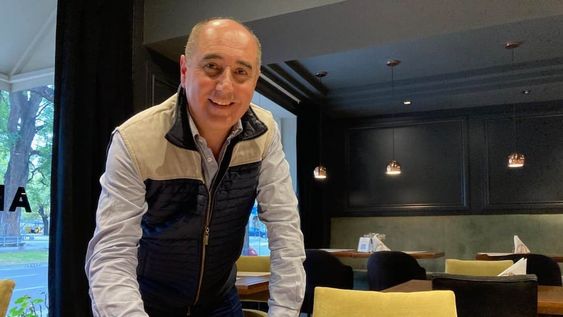 El empresario de la construcción, Santiago Laugero, llegó a la presidencia del FEM on el respaldo de la gestión saliente, encabezada por el empresario Alfredo Cecchi,