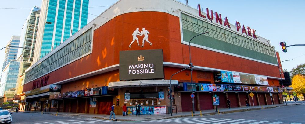 Polémica por el futuro del Luna Park: denuncian que el icónico estadio será demolido pese a estar protegido por ley.&nbsp;