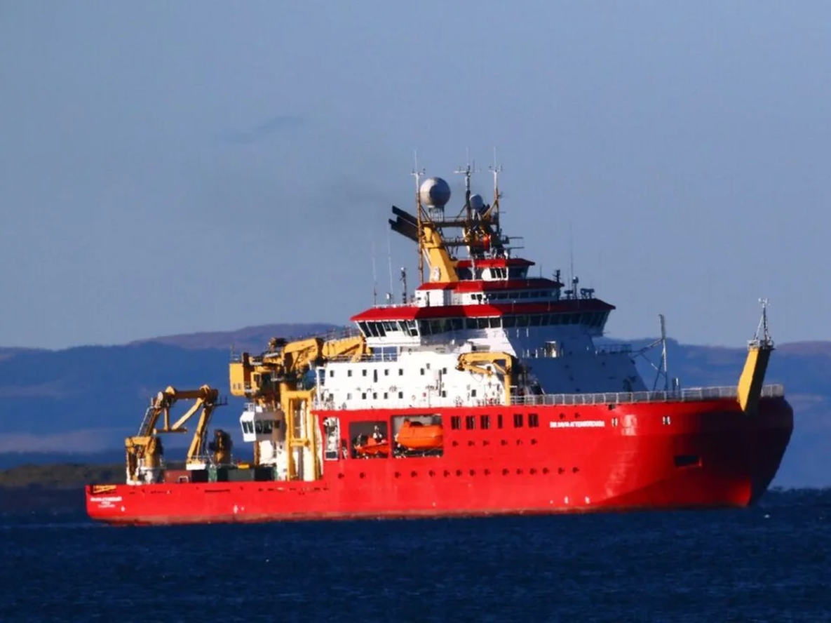 El buque rompehielos inglés RRS Sir David Attenboroug. Fotografía: Agencia Noticias Argentinas / Redes