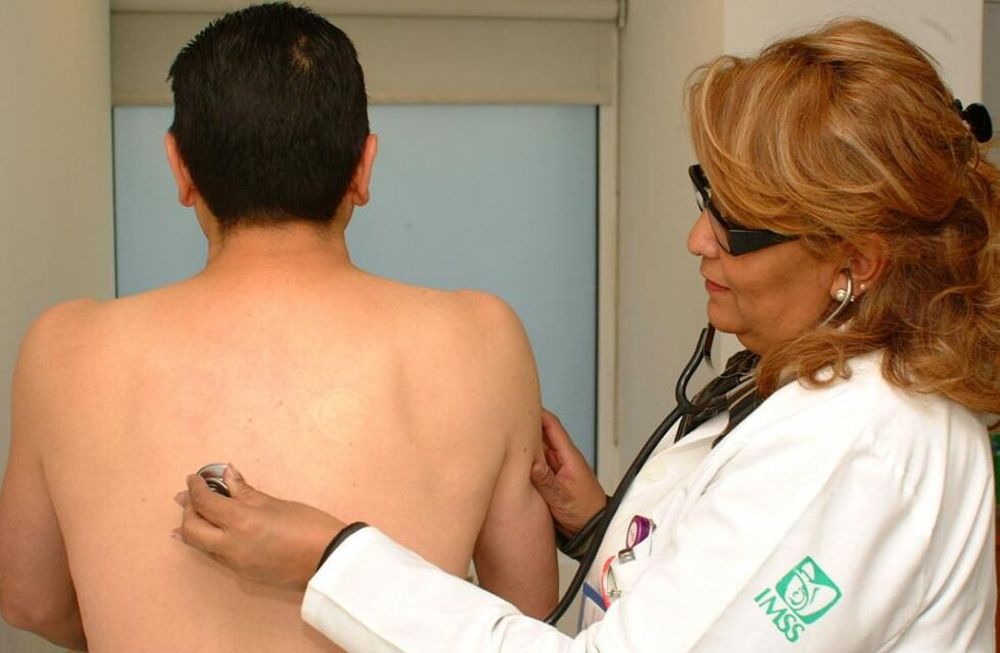 El incremento de casos de tuberculosis en los últimos años en Argentina ha llevado a advertencias por parte de expertos y a la redefinición de estrategias por parte del Ministerio de Salud de la Nación.