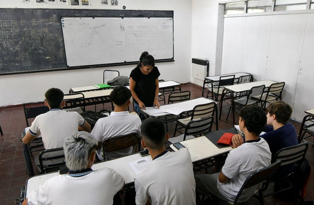 Mendoza se apresta a aplicar fuertes cambios dentro del sistema educativo que apuntan fundamentalmente a fortalecer los aprendizajes, favorecer las trayectorias y la terminalidad.