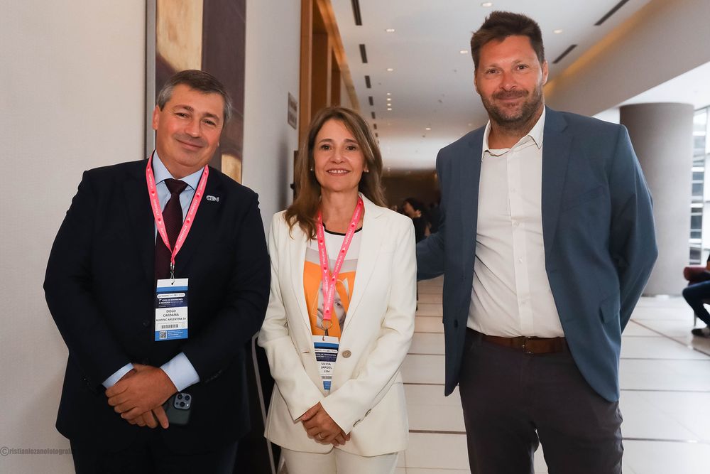 Diego Cardama, Silvia Jardel y Mario Petrelli.