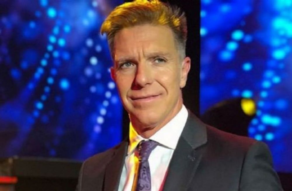 El periodista mostró un nuevo chat en el que se seguía el minuto a minuto de la salud del ex futbolista en los días posteriores a su operación