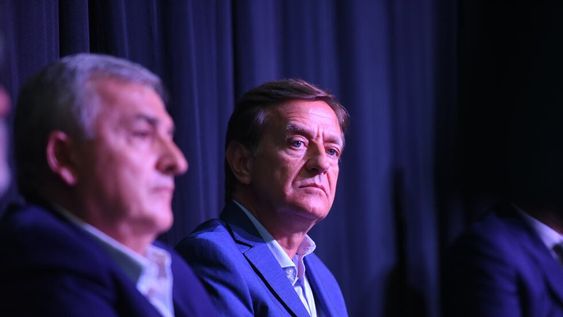 El Gobernador le reclamó a la Nación mayor competitividad para la vitivinicultura, en el marco del Desayuno de la Coviar (José Gutiérrez / Los Andes)