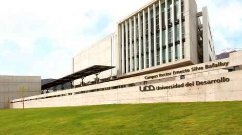 Evacuaron a 6 mil personas tras un aviso de bomba en universidades de Santiago de Chile