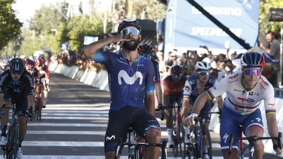 El colombiano Gaviria y su festejo luego de su triunfo en la cuarta etapa de la vuelta de San Juan. (Foto publicada en Twitter por el usuario @pilarvelasquezv)