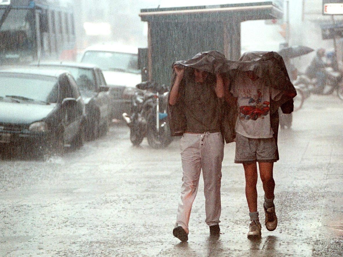 Alerta por ciclogénesis en el AMBA: qué es y hasta cuándo lloverá.
