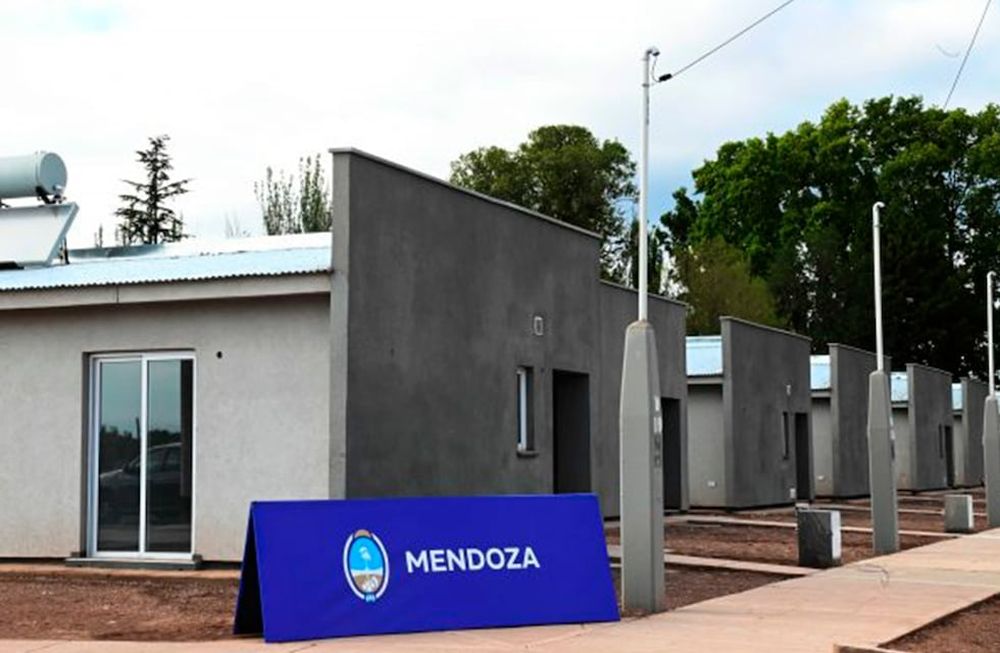 El IPV intimó a más de 1.500 adjudicatarios morosos con dos vehículos a su nombre. Foto: Gobierno de Mendoza