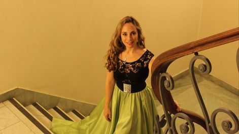 Los Andes | La soprano mendocina protagoniza la ópera La Traviata, que debuta en San Luis.