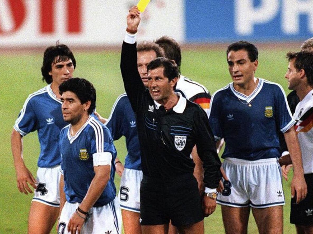 Maradona: Codesal es un ladrón que me hizo llorar