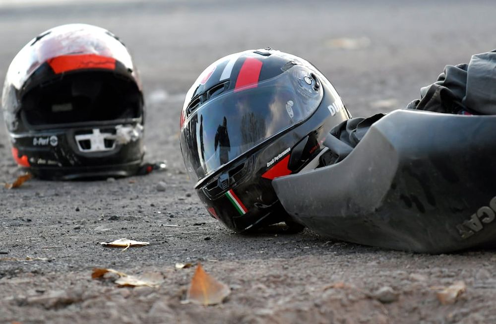 Todas las semanas los mendocinas y mendocinas que recorren diariamente las calles y rutas del Gran Mendoza son testigos de incidentes de tránsito con motos como protagonistas. / Foto: Orlando Pelichotti / Los Andes