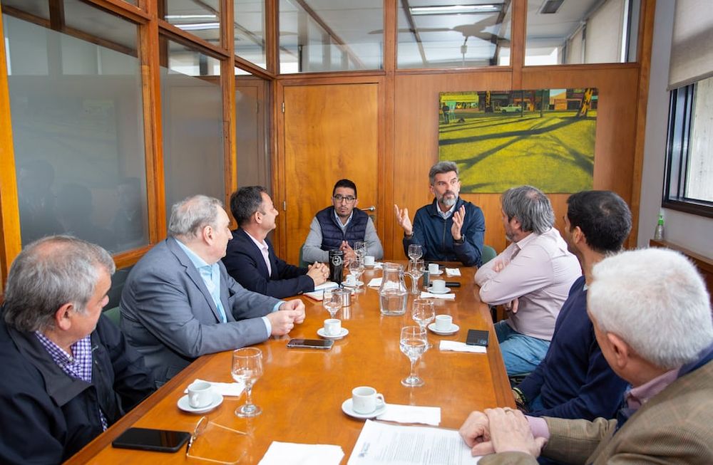 Ulpiano Suarez se reunió con las nuevas autoridades de la Cámara de Turismo de Mendoza