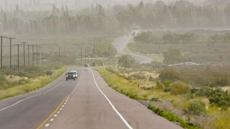 Zonda en Mendoza - Foto archivo Los Andes