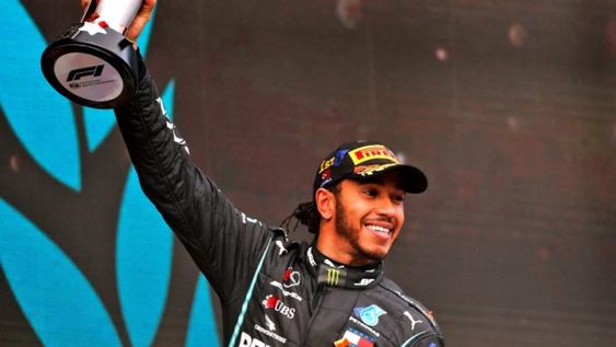 La mujer detrás del éxito de Lewis Hamilton