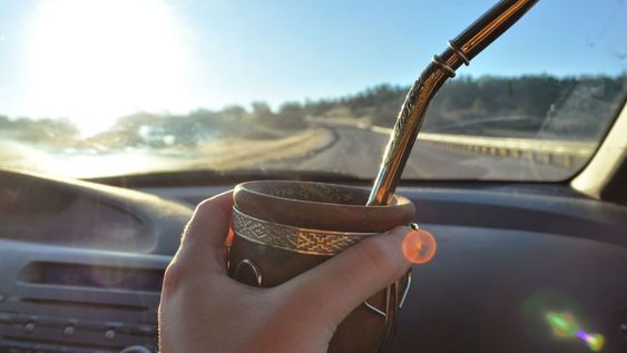 Volvió a subir la nafta: cuánto cuesta viajar en auto a San Luis, Córdoba, Bariloche o a la Costa Atlántica