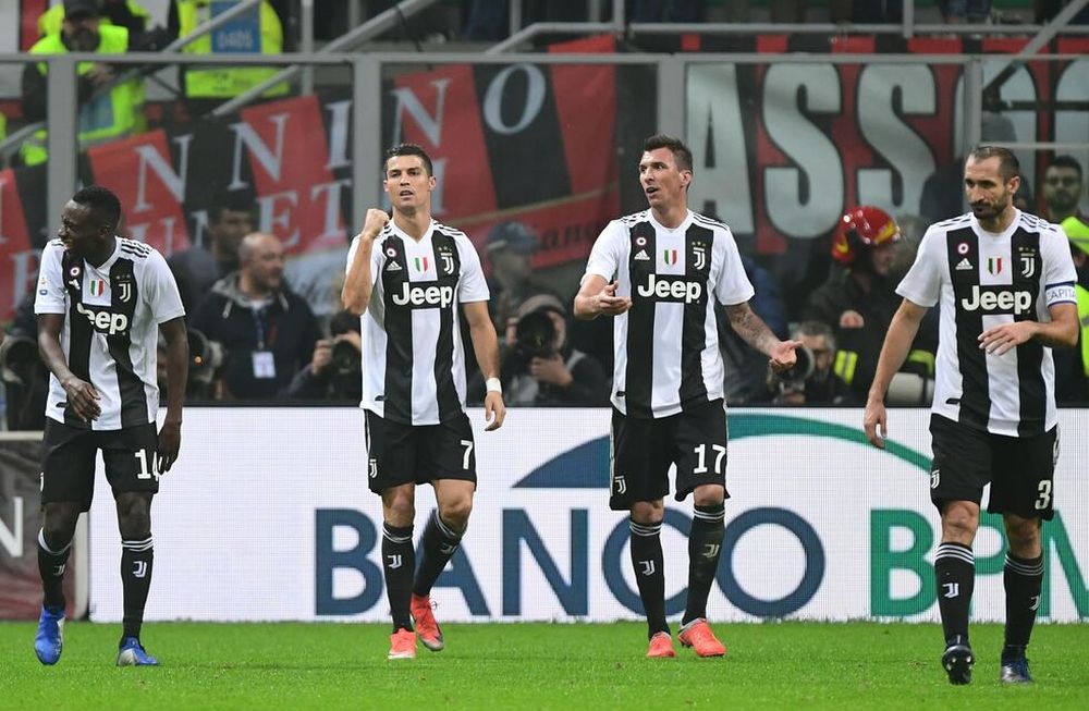 Juventus derrotó al Milan de Gonzalo Higuaín y se afirma como líder de Italia