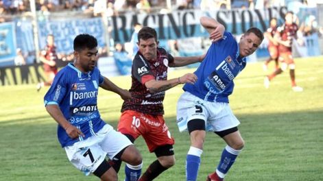 Huracán Las Heras le tomó el gusto a los tres puntos