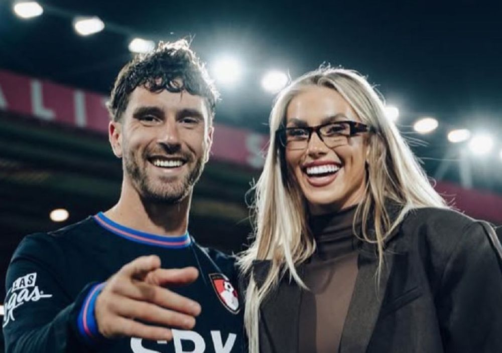 Pareja de futbolistas: Marcos Senesi y Kelci Rose-Bowers