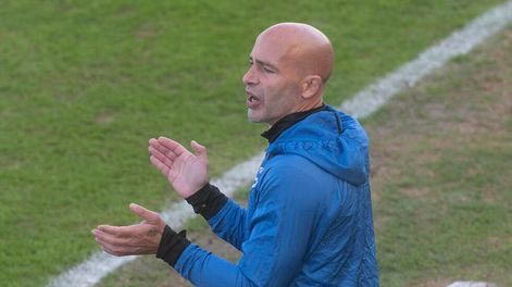 Los Andes | Absurdo. Ante la consulta virtual de Los Andes para que puntualizara sobre los fallos arbitrales, el DT respondió con total ironía. Innecesario y repudiable. / Ignacio Blanco