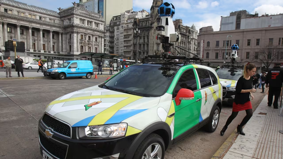 Un hombre salió desnudo en una imagen de Street View y Google deberá pagarle una indemnización millonaria