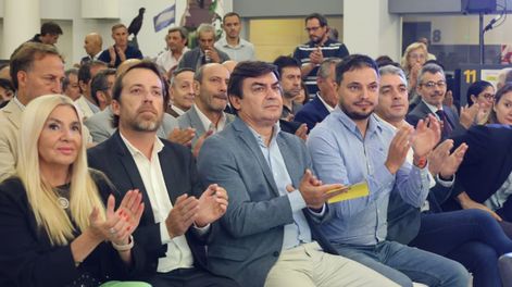 Omar de Marchi y los demarchistas que lo siguen: el excandidato a gobernador no será candidato a nada en las elecciones 2025.