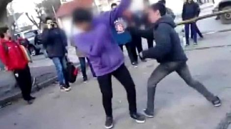 No se debe caer en la violencia política