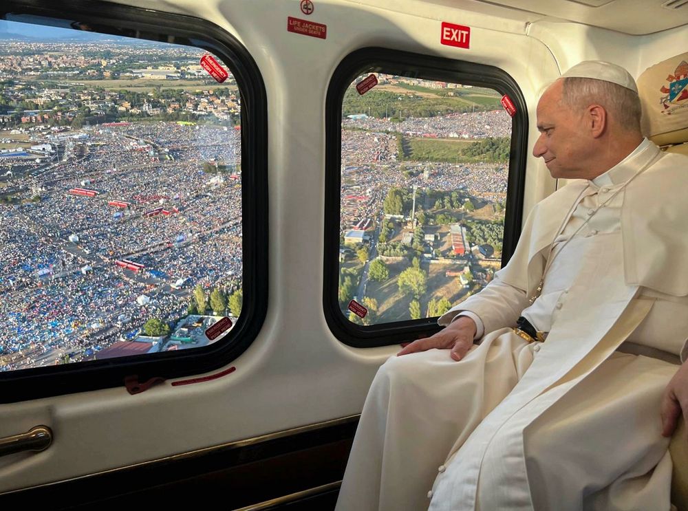 El papa León XIV llama a construir un mundo más humano en un multitudinario Jubileo de Jóvenes en Roma