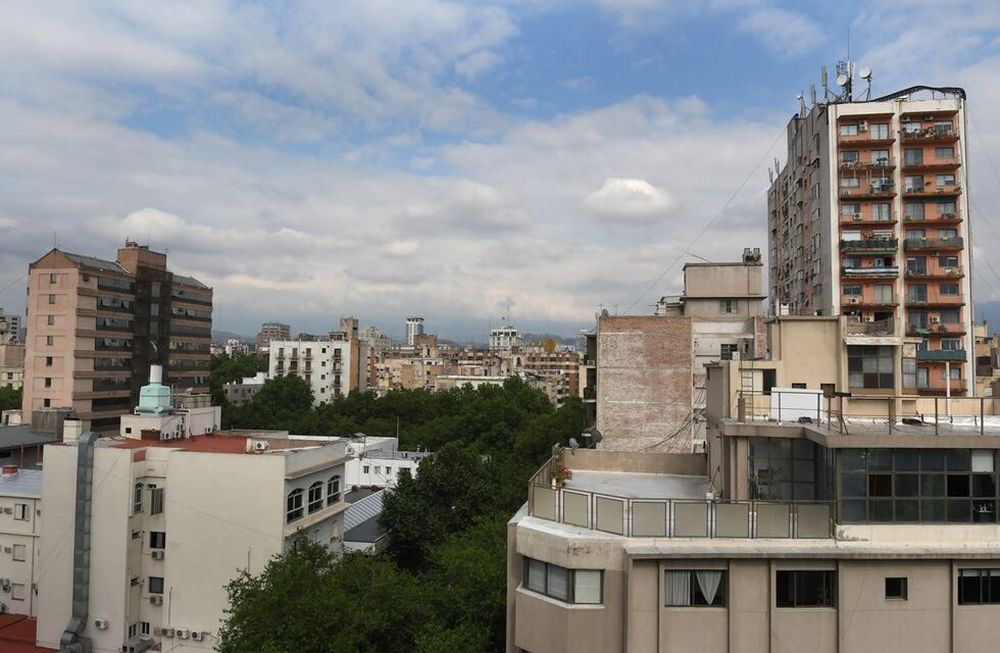 Pronóstico del tiempo. Se espera un día parcialmente nublado en Mendoza. Archivo / Los Andes