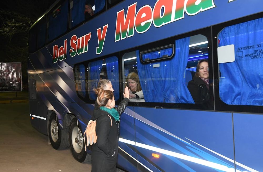 El mes de diciembre alberga fiestas y celebraciones, es de esperar que la alegría ocupe un lugar de privilegio en cada hogar, pero fueron meses duros y mostrarse despreocupados en medio del desconcierto y la nostalgia se vuelve inverosímil.