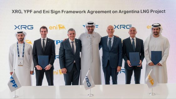 ypf y eni firman un acuerdo marco con xrg