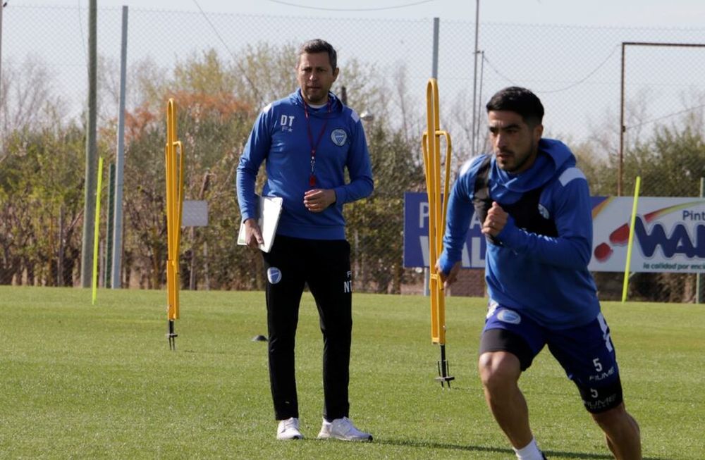 Diego Flores regresa para ser nuevamente DT de Godoy Cruz.