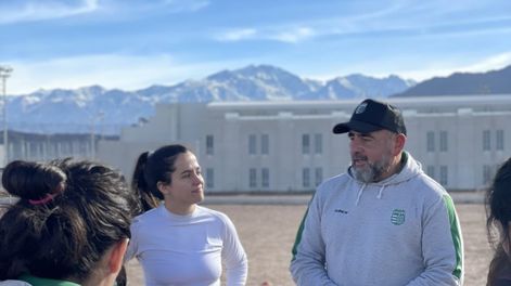 Mujeres internas de un penal de Mendoza ya se entrenan para jugar al rugby y crear el primer equipo de estas características en la provincia. Foto: Gobierno de Mendoza