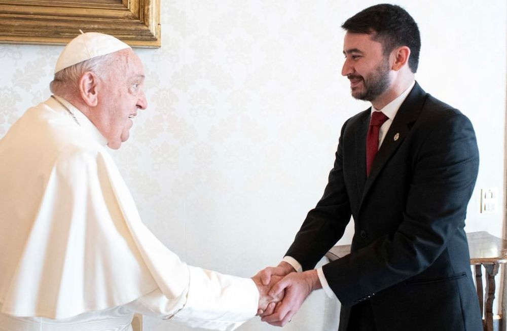 El papa Francisco mantuvo un encuentro con el secretario de Culto, Nahuel Sotelo / @nsotelolar