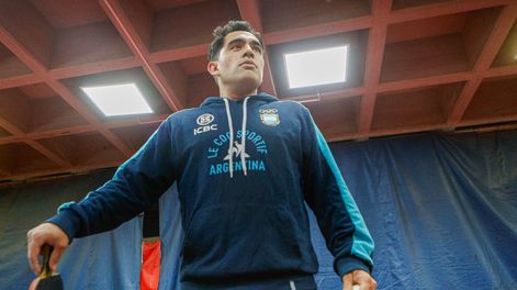 Reconocido como el mejor tenismesista de Mendoza, Gastón prefiere no caer bajo la etiqueta y confiesa su pasión por enseñar.&nbsp;